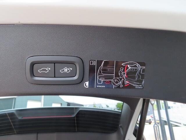 Volvo XC40 1.5 T3 Business Pro Ecc Leder Pano Led 2020