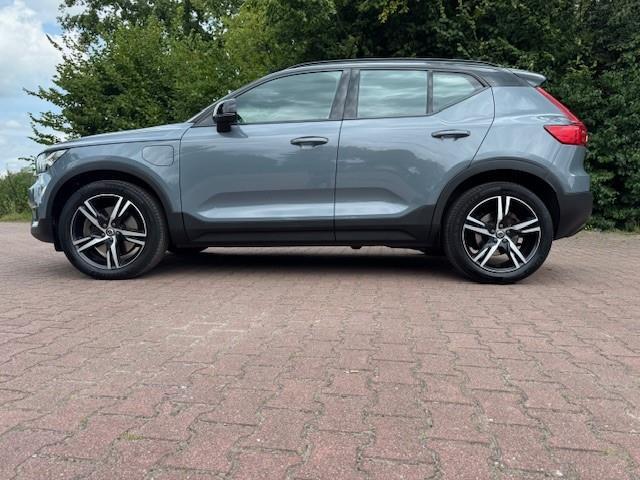 Volvo XC40 1.5 T4 RECHARGE R-DESIGN EXPRESSION/THAAK/PANO/LED