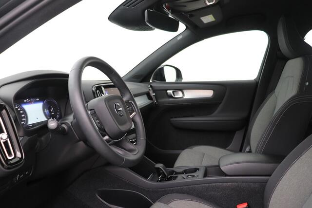 Volvo XC40 T4 Recharge Inscription Expr. | Trekhaak | Stoel+Stuurverwarming | Camera | Apple Carplay | Keyless