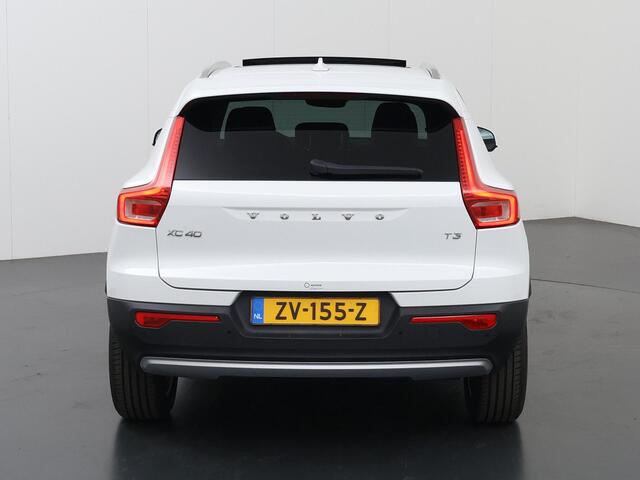Volvo XC40 1.5 T3 Momentum Pro | Panoramadak | Parkeercamera | Cruise Control Adaptief | Climate Control | DAB |