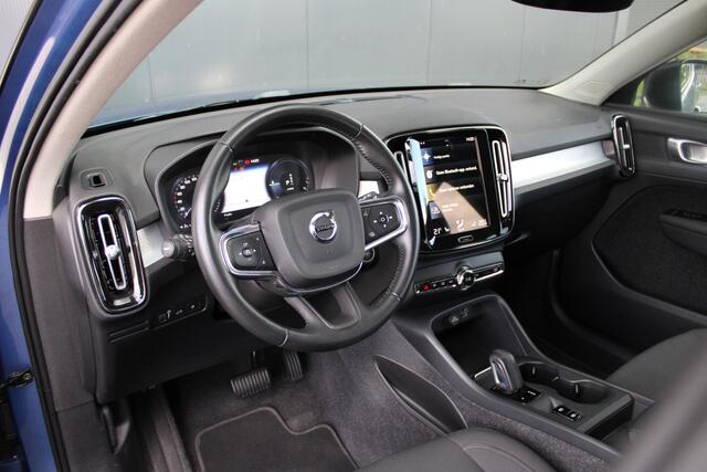 Volvo XC40 1.5 T5 Recharge R-Design Expression 262pk - Trekhaak wegklapbaar - Camera - PDC - Stoel/Stuurverwarming - Voorruit verwarming - Rijklaar