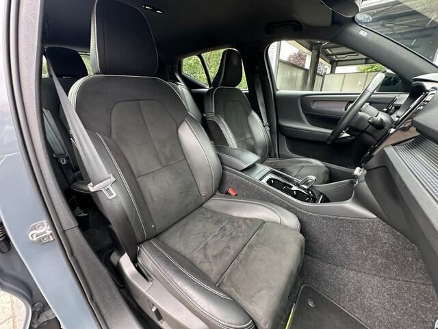 Volvo XC40 Recharge P8 AWD R-Design Memory/Trekhaak/Camera/Navi/Clima/Adap-Cruise/LM-Velgen