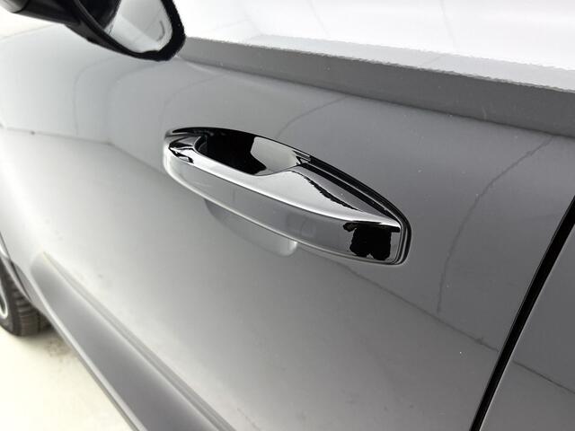 Volvo XC40 Extended Range Ultimate 82 kWh | 20inch Velgen | Panoramadak |