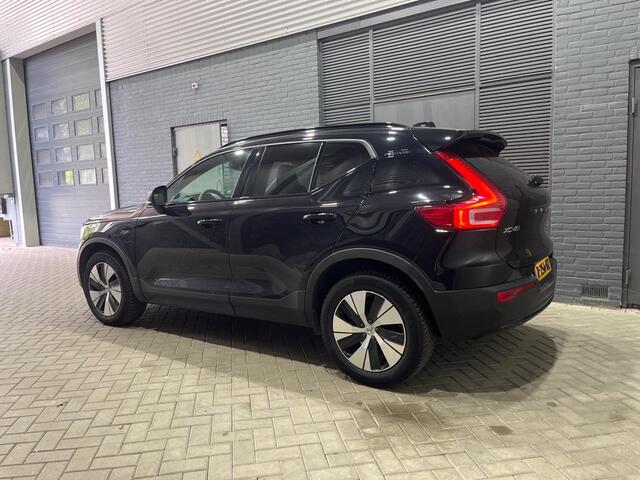 Volvo XC40 T4 Plug-in hybrid Plus Dark | ACC | Leder | BLIS | Stoel+Stuurverwarming | Keyless