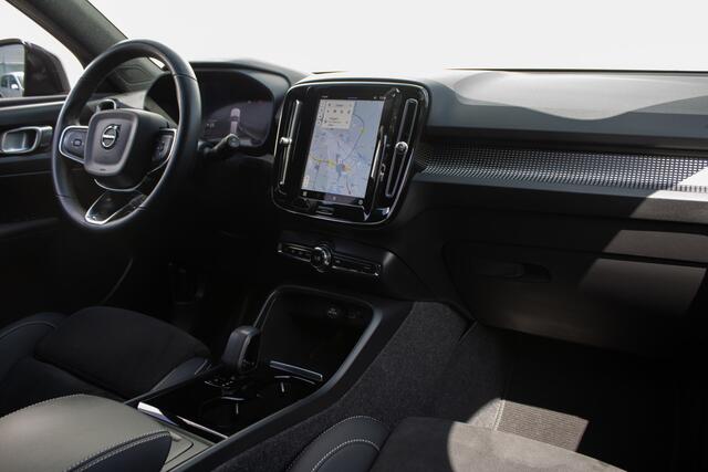 Volvo XC40 Recharge Plus Contourstoelen/ Camera/ Stoel-stuurverwarming/ Carplay/ Navigatie/ Full led