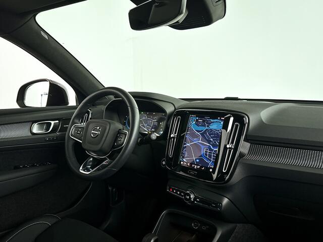 Volvo XC40 B4 Plus Black Edition | Panoramadak | 360º camera | Harman Kardon | Trekhaak