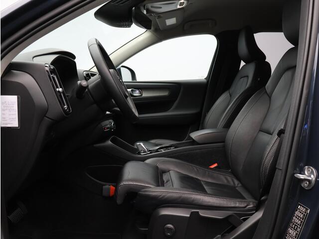 Volvo XC40 T4 Recharge Inscription / Trekhaak / 19" / Stoel+stuurwielverwarming / CarPlay / Adapt. cruise / DAB+