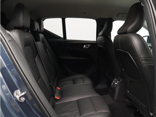 Volvo XC40 T4 Recharge Inscription / Trekhaak / 19" / Stoel+stuurwielverwarming / CarPlay / Adapt. cruise / DAB+