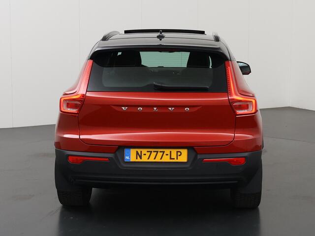 Volvo XC40 Recharge Twin Pro | Panoramadak | Navigatie | Parkeercamera | Stoelverwarming | Keyless Go | Cruise Control Adaptief |
