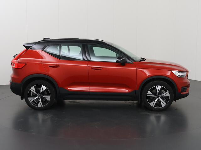 Volvo XC40 Recharge Twin Pro | Panoramadak | Navigatie | Parkeercamera | Stoelverwarming | Keyless Go | Cruise Control Adaptief |