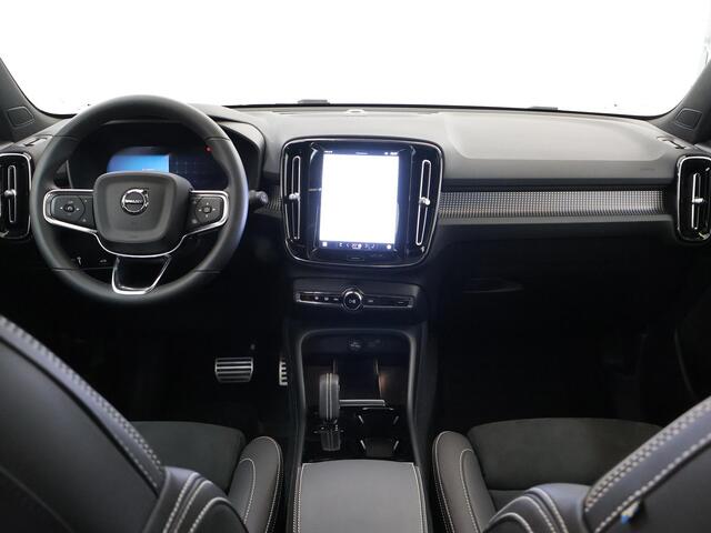 Volvo XC40 Recharge Twin Pro | Panoramadak | Navigatie | Parkeercamera | Stoelverwarming | Keyless Go | Cruise Control Adaptief |