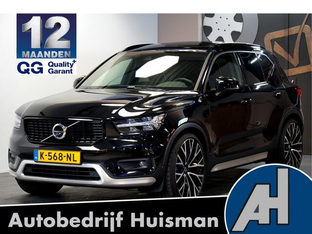 Volvo XC40 2.0 B4 AWD 155kW/211pk Aut8 R-Design PANORAMADAK + HARMAN/KARDON + ADAPT.CRUISE + BLIS + LANE ASSIST + STOELVERWARMING V&A + STUURVERWARMING + 360 CAMERA + STYLING PAKKET + EL.TREKHAAK + LEER/ALCANTARA + PARKSENSOREN V&A + 22" LM-VELGEN!!