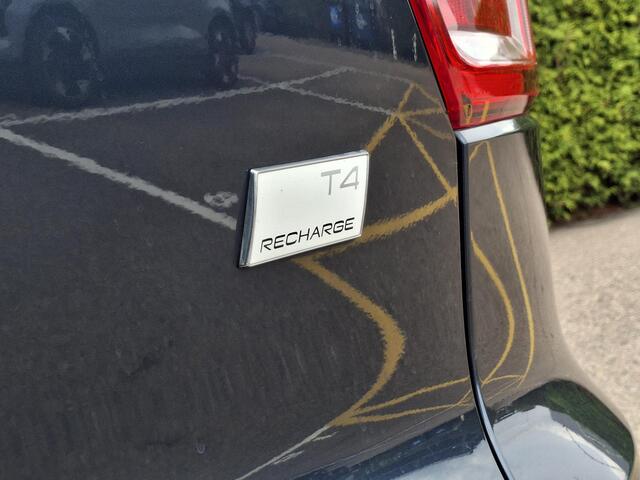 Volvo XC40 T4 Recharge Inscription Expression | Pilot Assist | Stoel & Stuur Verwarming |