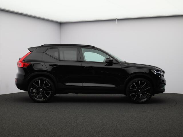 Volvo XC40 T5 Recharge R-Design / Pano. dak / Harman Kardon / 360 camera / Stoel- & stuurwielverwarming / Adapt. cruise control / BLIS