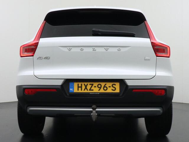 Volvo XC40 1.5 T4 Recharge Inscription Expression Trekhaak/Stoel-Stuurverwarming/Camera etc.