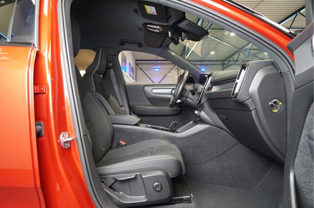 Volvo XC40 Recharge Core 69kWh 171kW/232pk Aut. BI-TONE + CLIMA + CRUISE + LANE ASSIST + GOOGLE DASH&SERVICES + STUUR-&STOELVERWARMING + KEYLESS ENTRY&GO + ON-CALL + ACHTERUITRIJCAMERA + PARKSENSOREN V&A + 19" LM-VELGEN!!