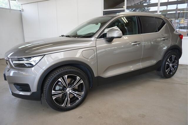Volvo XC40 1.5 T4 Inscription Leder Pilot-Assist Navi Camera
