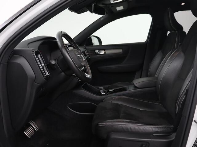 Volvo XC40 Recharge P8 AWD R-Design | Panoramadak | 360 Camera | Harman/Kardon | Stoel & stuurverwarming | Adaptive cruise | Leder/Alcantara | Carplay | Navigatie