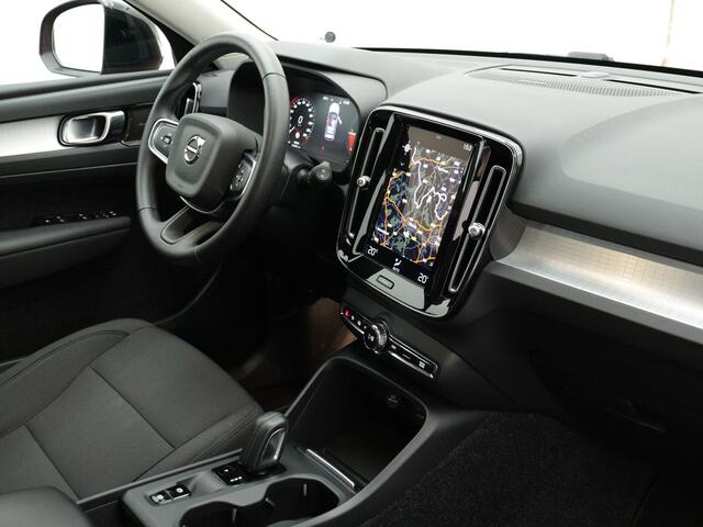 Volvo XC40 T4 Hybride Automaat / R-Design Expression / Panoramadak / Navigatie / Airco-ecc./ Xenon / Navigatie / Apk 11-2026