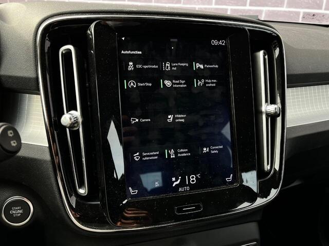 Volvo XC40 2.0 T4 Momentum | Trekhaak | 4 Cilinder | Stoel en Stuurverwarming | Keyless Entry | Parkeer Camera |