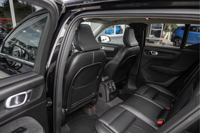 Volvo XC40 1.5 T4 Recharge Inscription | Pano | Harman Kardon