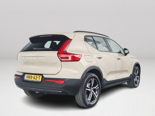 Volvo XC40 B4 Plus Dark Parkeercamera | Stoel- en Stuurverwarming | Harman Kardon | Trekhaak