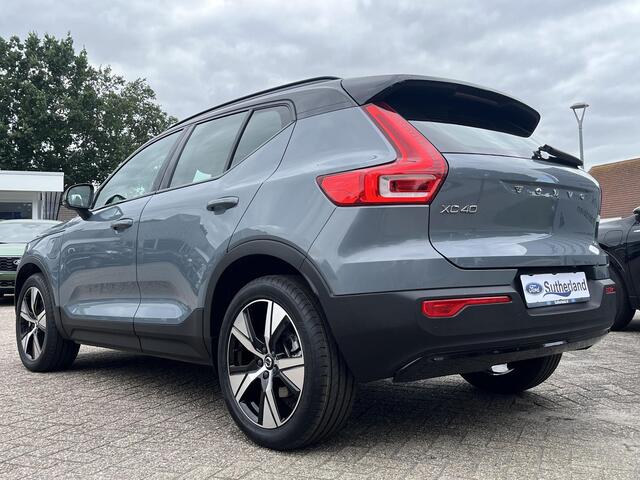 Volvo XC40 1.5 T5 Recharge R-Design 262pk | Parking pack | 1.800 Kg trekgewicht