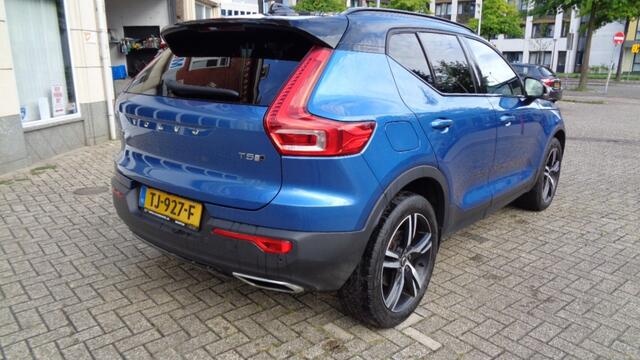 Volvo XC40 2.0 T5 AWD R-D I.ED.