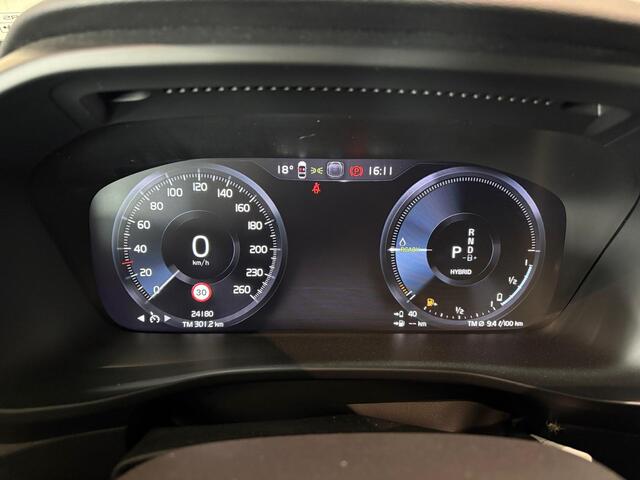 Volvo XC40 T4 Aut. Plug-in Hybrid Ultimate Dark Panodak Leder Parkeercamera 211pk