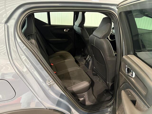 Volvo XC40 T4 Aut. Plug-in Hybrid Ultimate Dark Panodak Leder Parkeercamera 211pk
