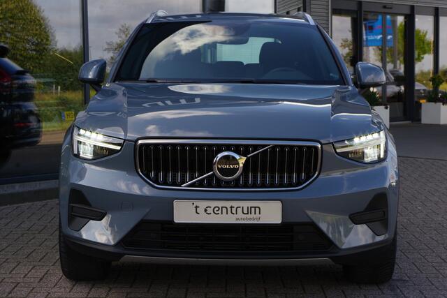 Volvo XC40 1.5 T4 Plug-in hybrid Essential Bright 211 PK PHEV, Camera, LED, Carplay, Climate Control