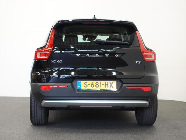 Volvo XC40 1.5 T3 163pk Momentum | Navigatie | Climate Control | Stoelverwarming | Dab | digitale Cockpit
