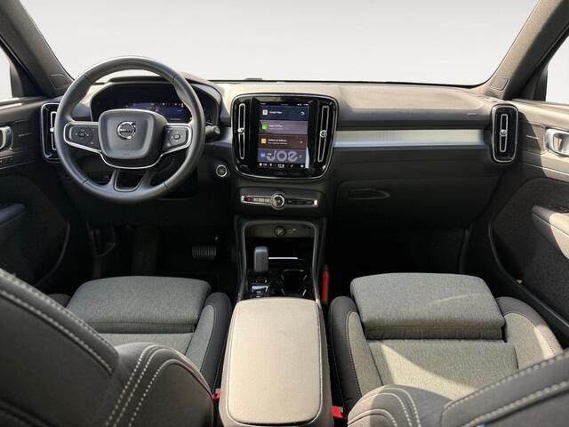 Volvo XC40 2.0 B4 Plus Dark | Harman/Kardon Audio | Stoelverwarming | Trekhaak | Elek. verstelbare voorstoelen |