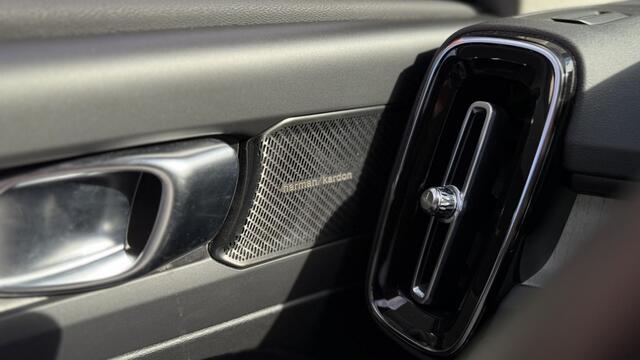Volvo XC40 1.5 T5 Rech Plug-in | Pano | Camera | Leer