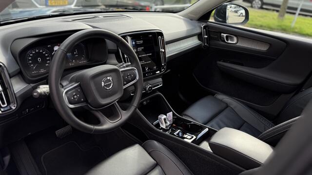 Volvo XC40 1.5 T5 Rech Plug-in | Pano | Camera | Leer