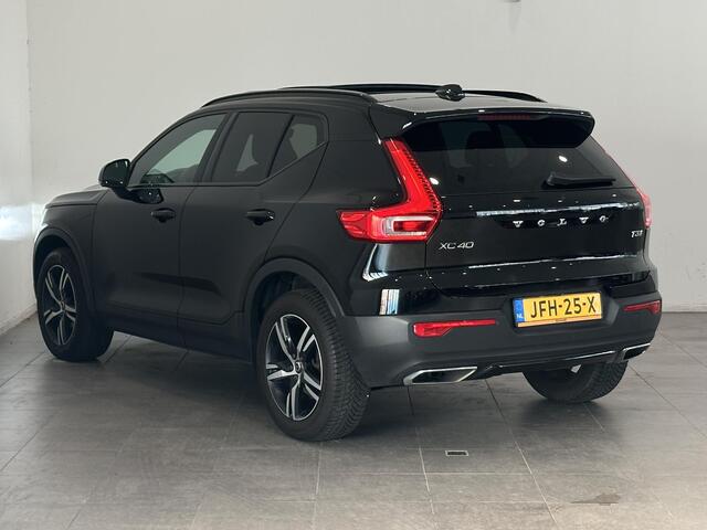 Volvo XC40 1.5 T3 R-Design | Panoramadak | LED | Navigatie | Climate Control | Cruise Control | Lichtmetalen velgen 18"