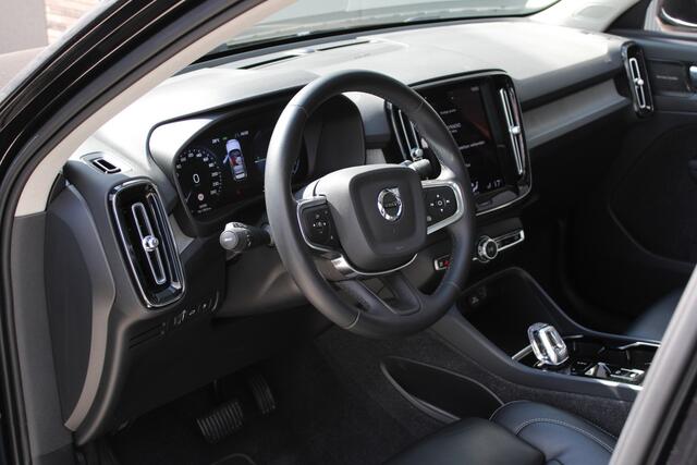 Volvo XC40 1.5 T5 Recharge Inscription - Camera - H&K - Memory - Pano - Trekhaak - Leder - Stoel/Stuurverwarming - Rijklaar