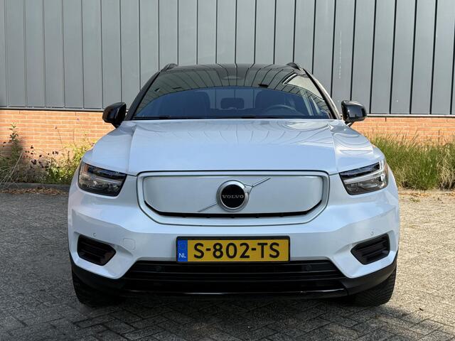 Volvo XC40 Recharge Plus 70 kWh | Warmtepomp | Trekhaak