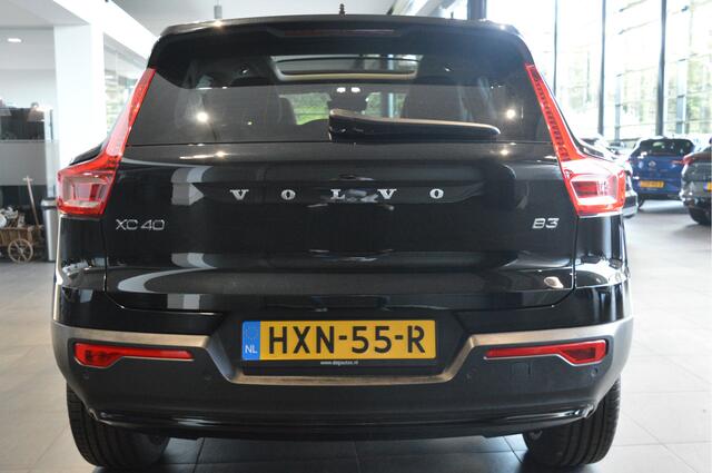 Volvo XC40 2.0 B3 Plus Dark leer keyless pano harman kardon 20 inch !!