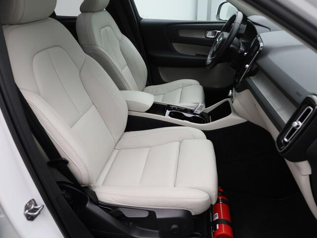 Volvo XC40 1.5 T5 Recharge Inscription | PANO | CAMERA | KEYLESS | STOELVERW.
