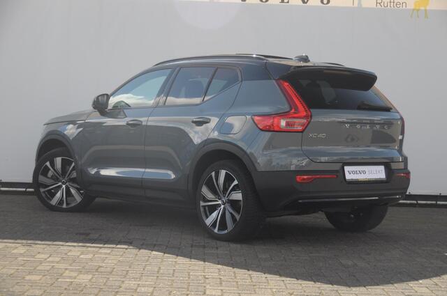 Volvo XC40 232PK Automaat Recharge Pro / Adaptieve cruise control/ Panoramadak/ Elektrische stoelen met geheugen/ BLIS/ Elektrische achterklep/ Parkeersensoren met 360 Camera/ Stoel en stuurwielverwarming/ Mistlampen/ Luxe bekleding/ 20" Velgen/ Harman kardon audio/