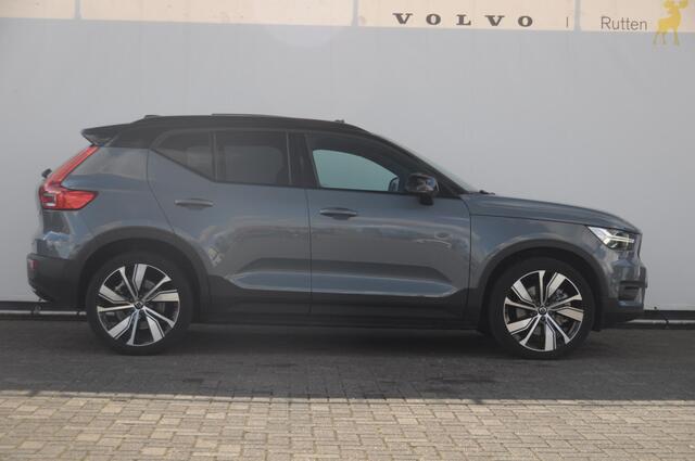 Volvo XC40 232PK Automaat Recharge Pro / Adaptieve cruise control/ Panoramadak/ Elektrische stoelen met geheugen/ BLIS/ Elektrische achterklep/ Parkeersensoren met 360 Camera/ Stoel en stuurwielverwarming/ Mistlampen/ Luxe bekleding/ 20" Velgen/ Harman kardon audio/