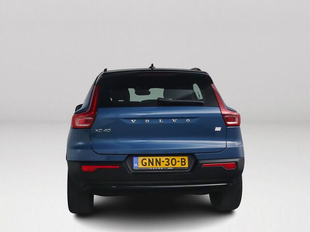 Volvo XC40 Single Motor Extended Range Plus 82 kWh | Parkeercamera | Stoel- en Stuurverwarming | Trekhaak