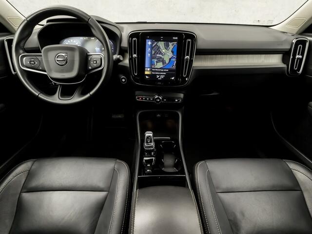 Volvo XC40 1.5 T5 Recharge Sport 263Pk Automaat (APPLE CARPLAY, GROOT NAVI, LEDER, STOELVERWARMING, CAMERA, SPORTSTOELEN, ADAPTIVE CRUISE, ELEK ACHTERKLEP, GETINT GLAS, KEYLESS, NIEUWE APK, NIEUWSTAAT)