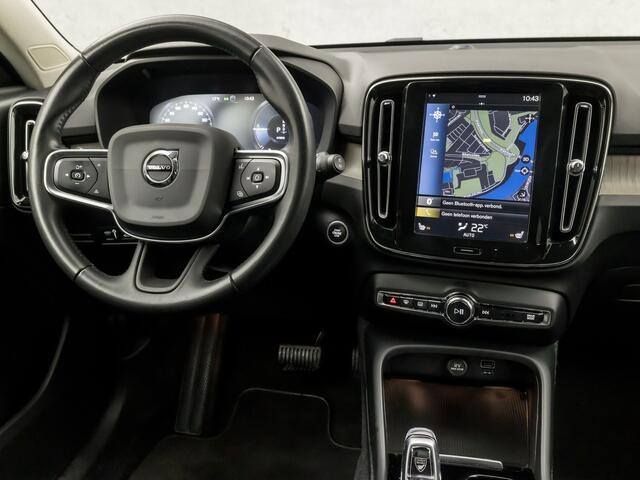 Volvo XC40 1.5 T5 Recharge Sport 263Pk Automaat (APPLE CARPLAY, GROOT NAVI, LEDER, STOELVERWARMING, CAMERA, SPORTSTOELEN, ADAPTIVE CRUISE, ELEK ACHTERKLEP, GETINT GLAS, KEYLESS, NIEUWE APK, NIEUWSTAAT)