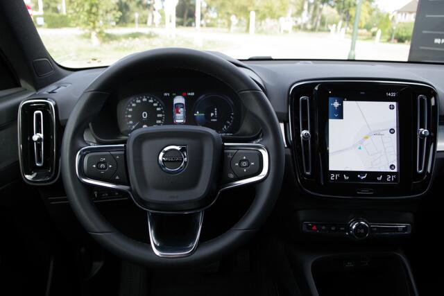 Volvo XC40 1.5 T5 Plug-in hybrid Plus Bright 262 PK, LED, Camera, Trekhaak, Stoelverwarming, Navigatie, Memory