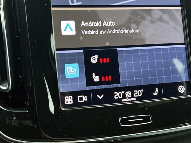 Volvo XC40 2.0 B4 Plus Dark