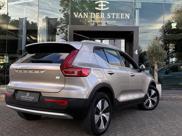 Volvo XC40 1.5 T4 Plug-in hybrid Core Bright Draadloze Telefoonlader | Apple Carplay
