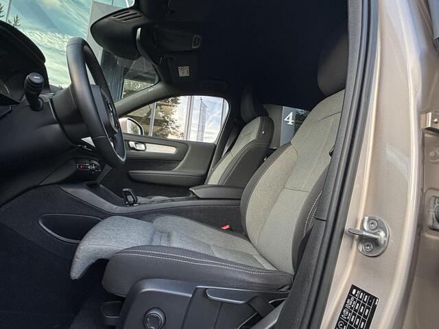 Volvo XC40 1.5 T4 Plug-in hybrid Core Bright Draadloze Telefoonlader | Apple Carplay