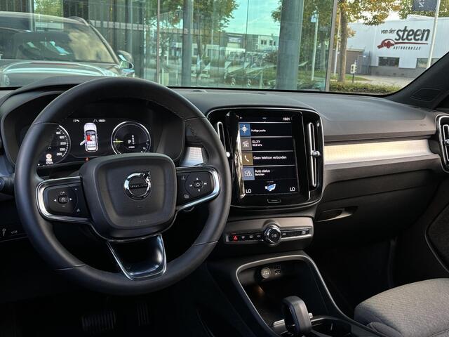 Volvo XC40 1.5 T4 Plug-in hybrid Core Bright Draadloze Telefoonlader | Apple Carplay